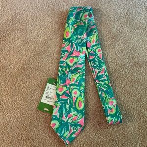 Lilly Pulitzer men’s tie Guac and Roll